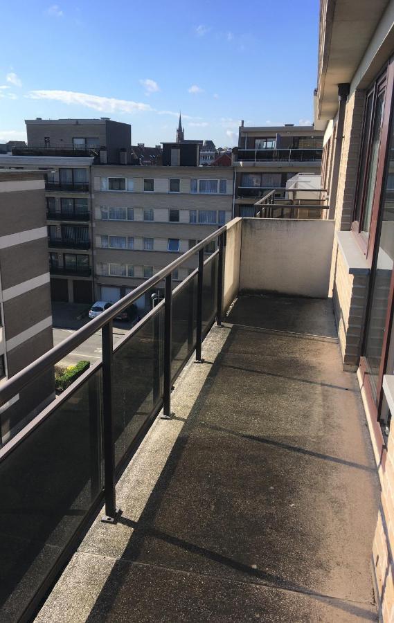 Appartement 1 chambre meublé et terrasse à 10 min du centre de Bruxelles Exterior foto